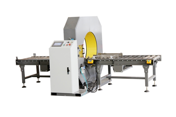 Horizontal wrapping machine